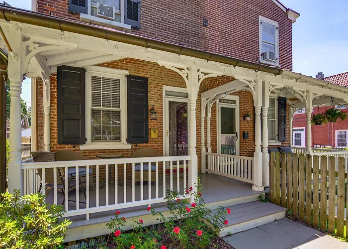 Explore Dtwn & Wcu! Walkable West Chester Getaway