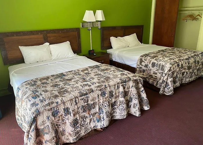 Budgetel Inn & Suites