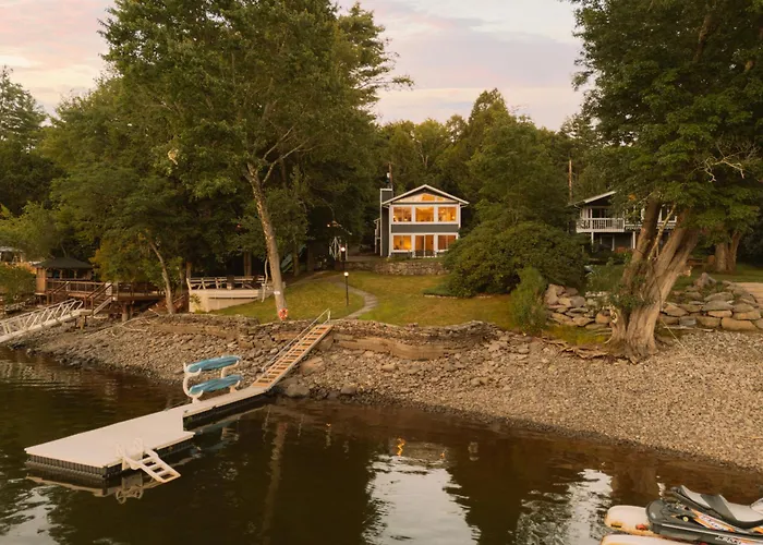 Serenity Sunset Lake House