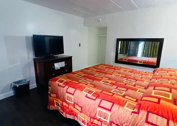 Riviera Motel