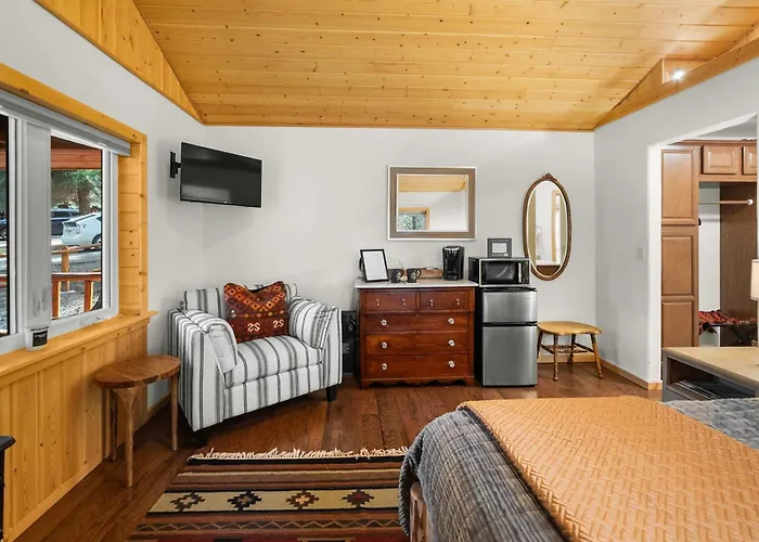 Moose Hollow Studio Cabin