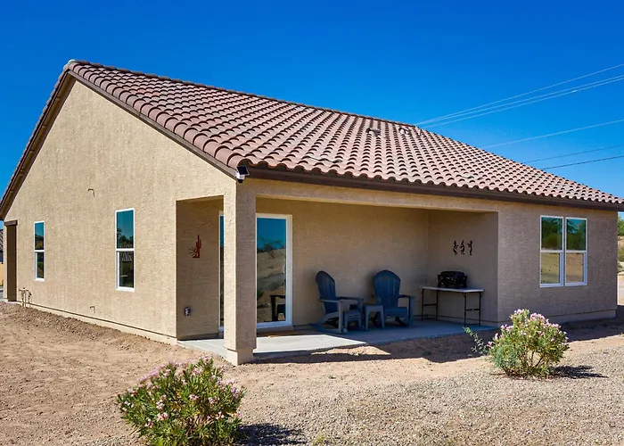 Wickenburg Golf Getaway W/ Patio & Yard!