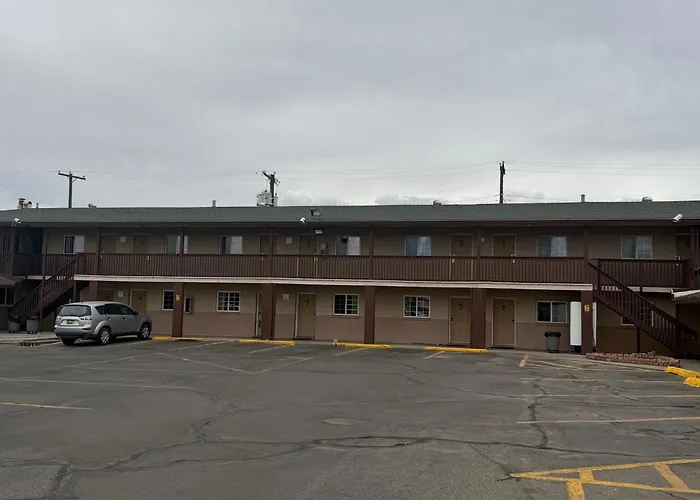 Encore Motel