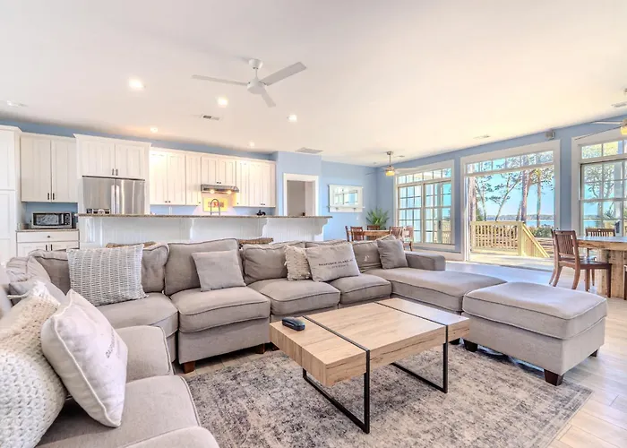 Daufuskie Oasis 6Br Family Home - Beachfront