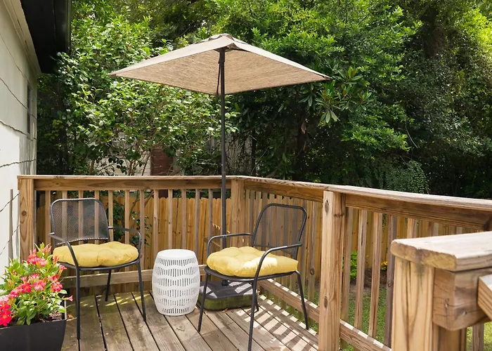 Coming To The Horse Show? Stay With Us!