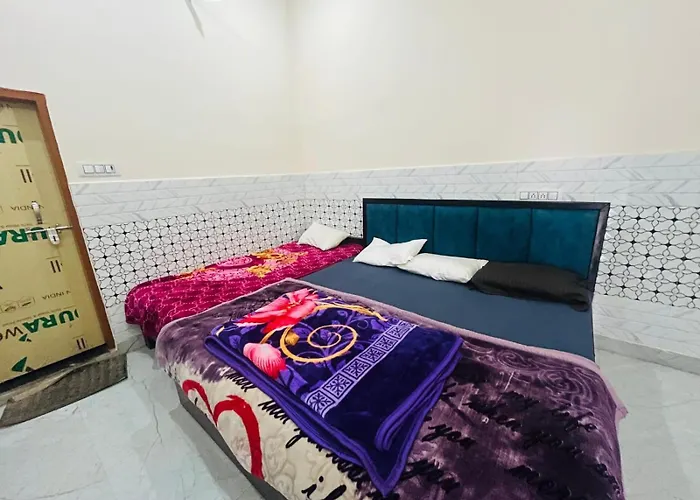 Rukmani Dham Hotel & Guest House