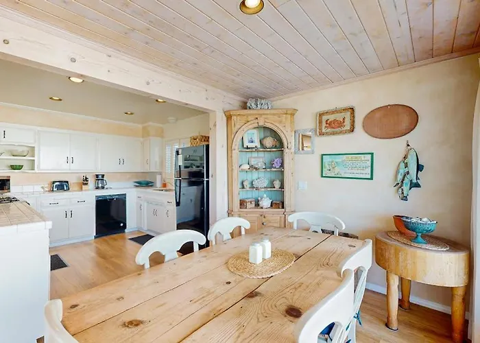 Oceanfront Delight