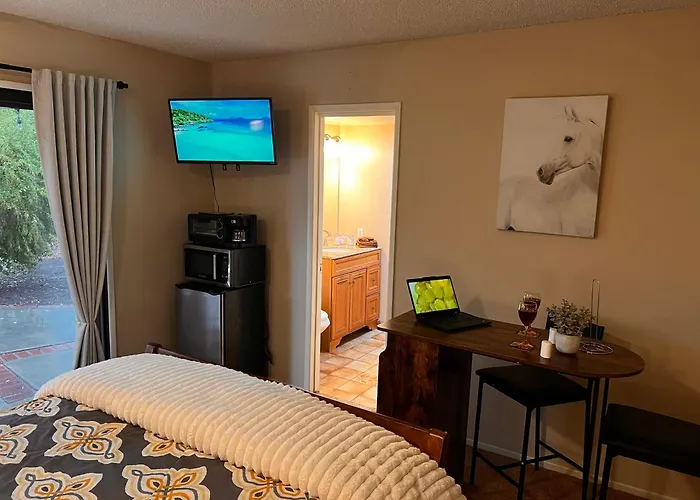 Private Guest Room