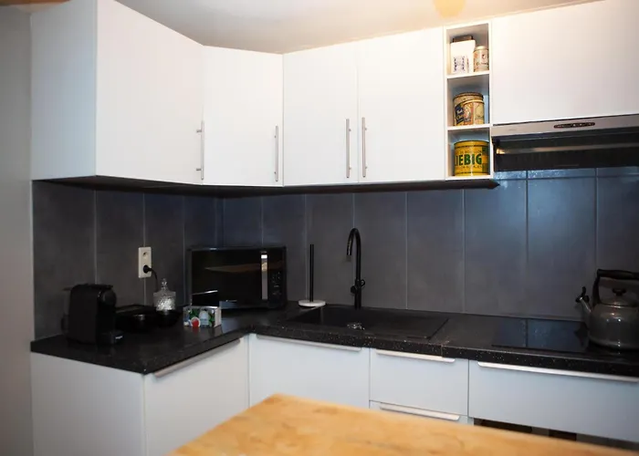 Spacious Verviers City House For 14 Guests