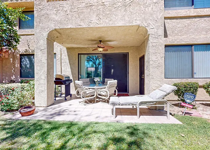 Palm Springs Area; 2 Suite Retreat