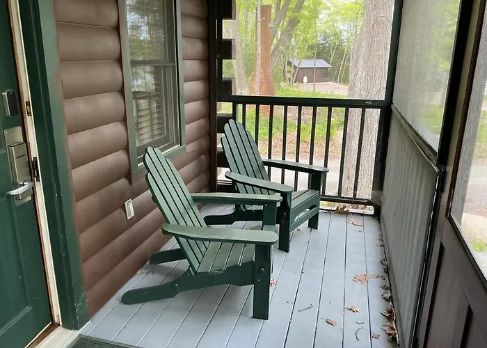 Rivers Edge Cabins - Deer Run