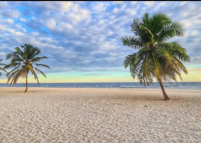 Beachside Getaway 3Br Pool 5Min Walk To Beach Wi-Fi