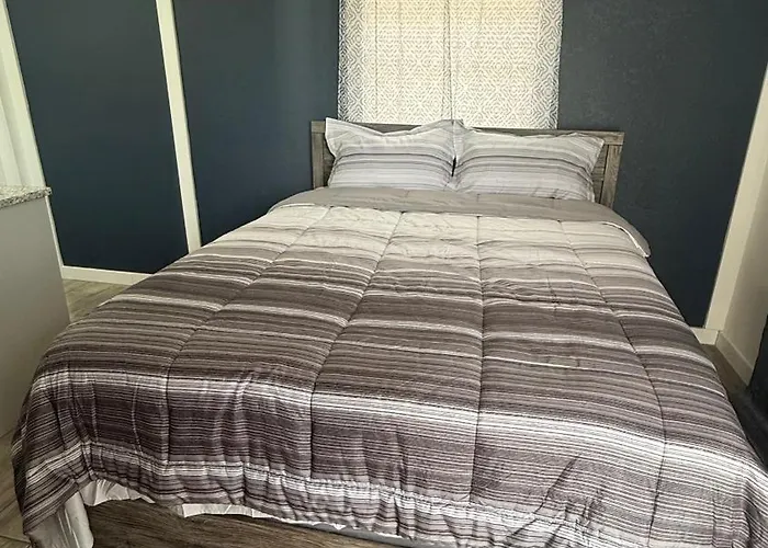 Dc Lodging Llc