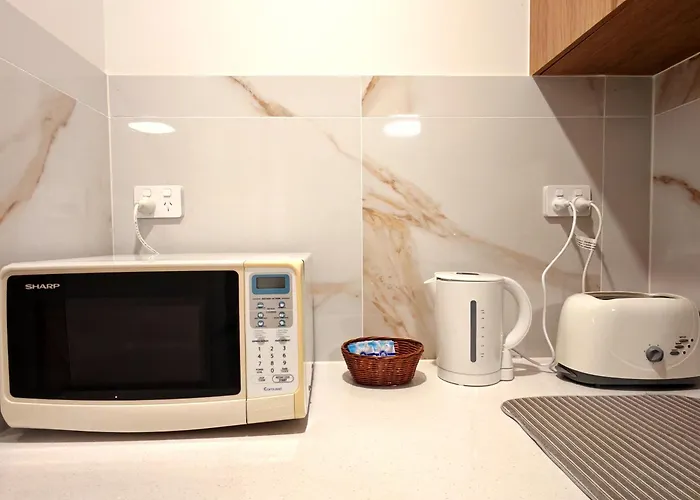 The Studio On Morden - Private Ensuite