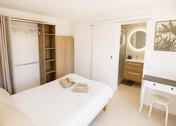 La Casita, Rare A Cagnes, Villa Avec Jardin, Proche Des Plages