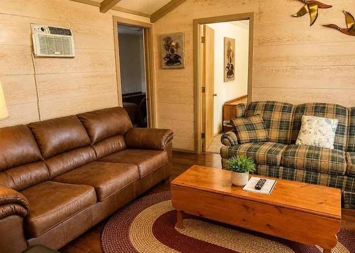 Cabin 19-Woodland Motor Lodge