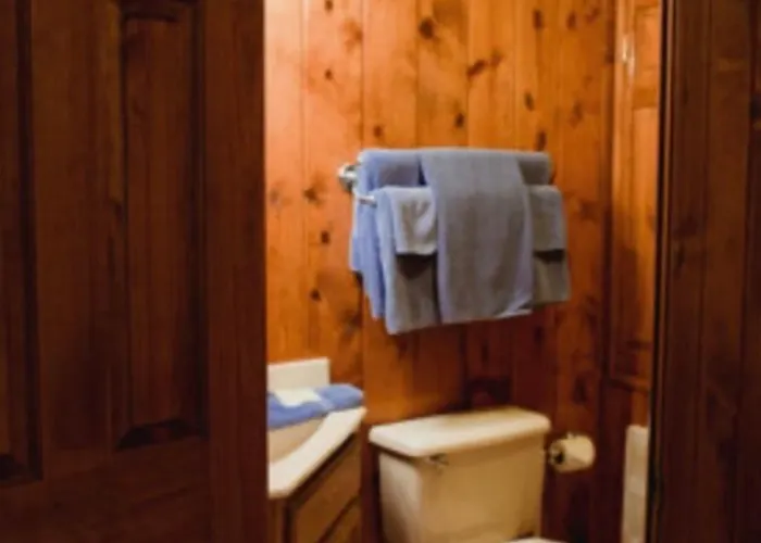Covered Bridge Motel