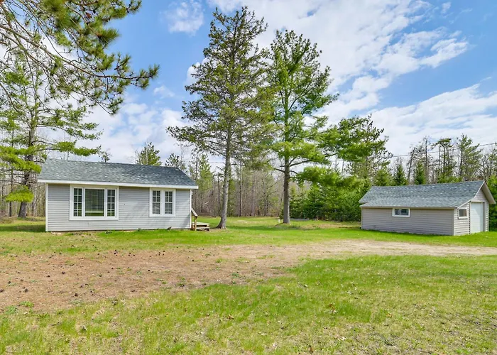 Walk To West Twin Lake: Remote Retreat W/ Yard