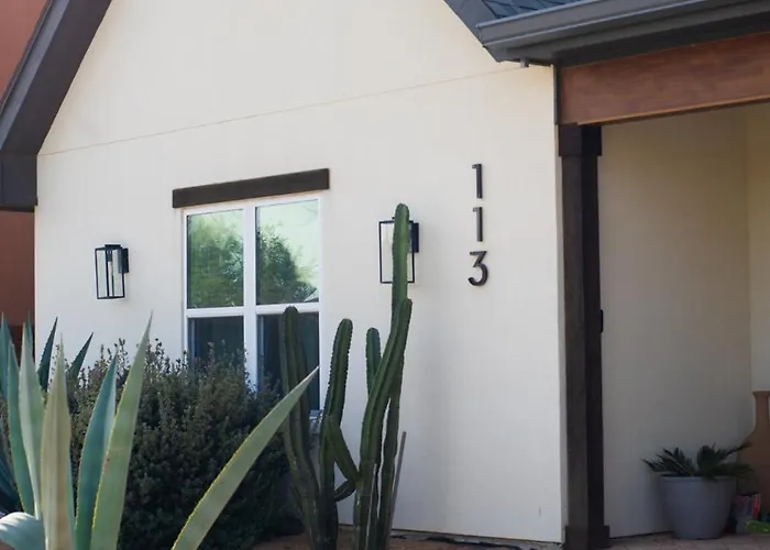 Orion A 3Br Heated Pool With Desk And Laundry