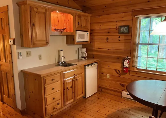 Rivers Edge Cabins - Tranquil Nook