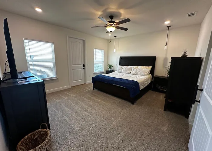 Waterfront Master Suite With Views Of Barrier Island