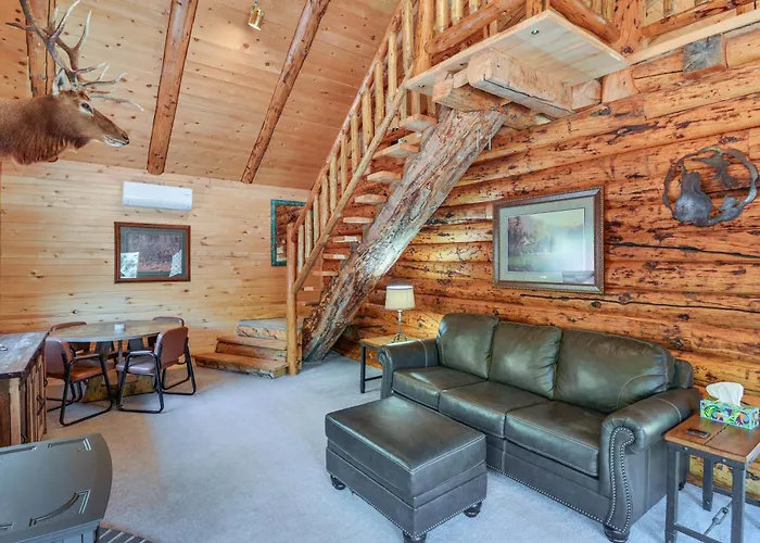 Fire Pit: 20-Acre Creekfront Retreat In Gunnison!