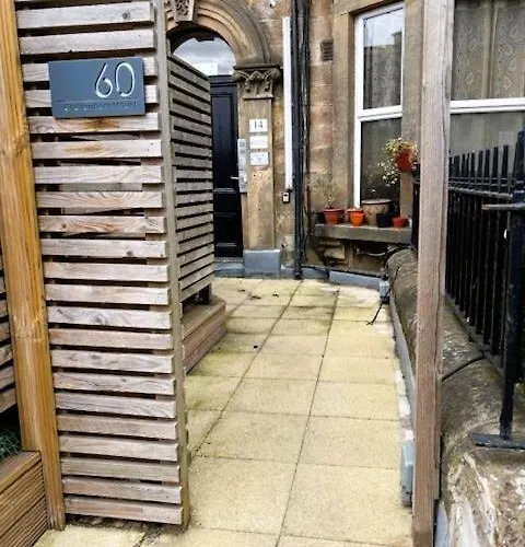 Flat A, 60 Cheltenham Mount, Harrogate, Hg1 1Dl