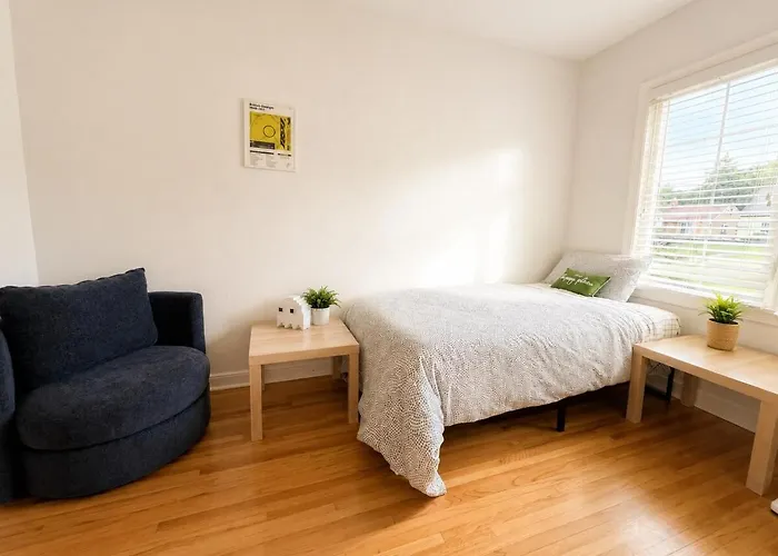 Bluebird Homestay Single-Level Home, 5 Min To Mayo
