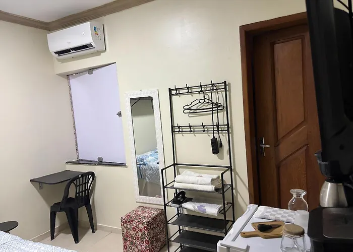 Suíte Moderna e Silenciosa no Coração da Cidade