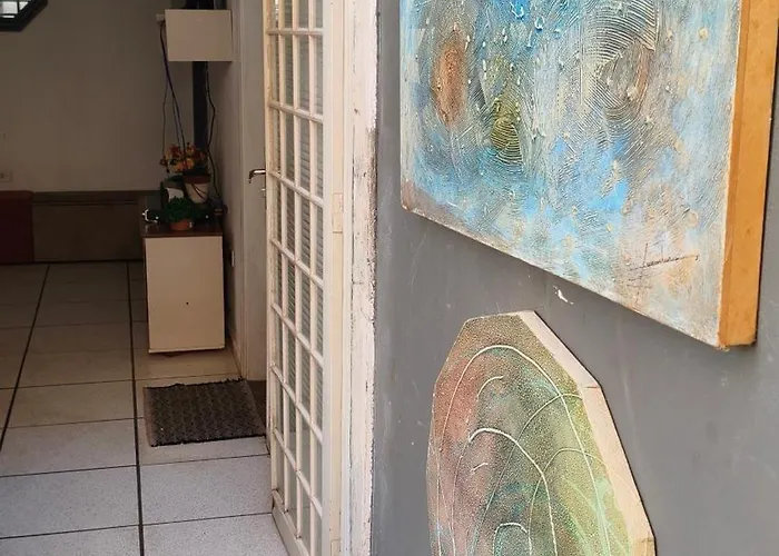 Nomah Hostel