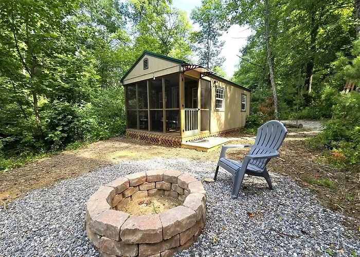 Tranquil Creekside Tiny House In The Appalachian Mountains, Perfect For A Weekend To Disconnect