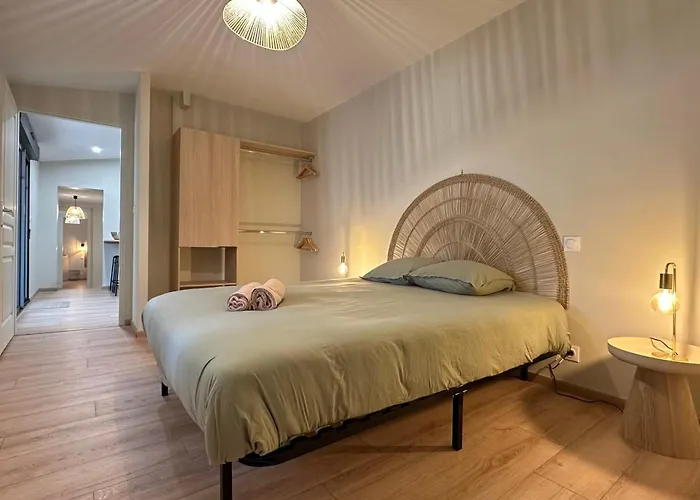 House For 8 With Garden & Terrace In Arcachon