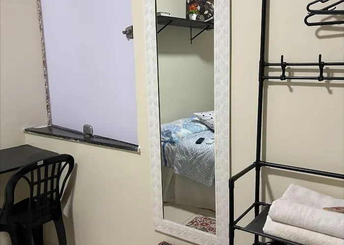 Suíte Moderna e Silenciosa no Coração da Cidade