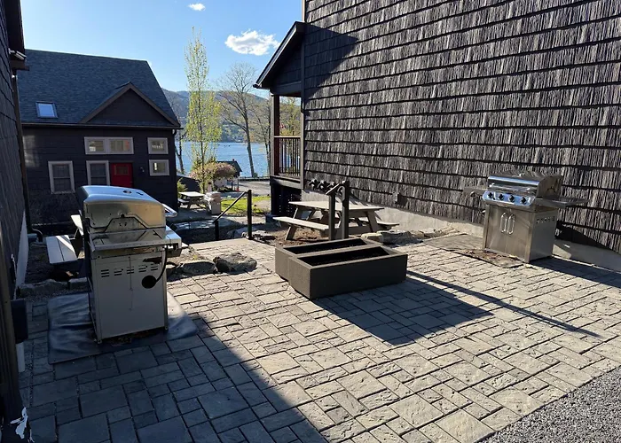Deluxe Lodge Lakefront On Lake George #7