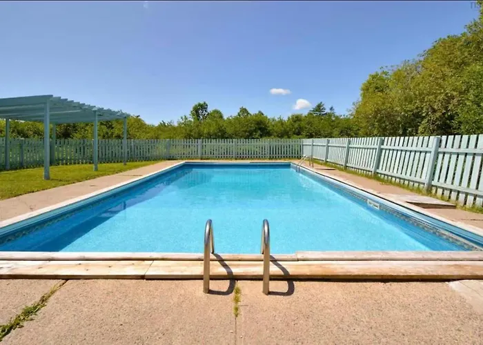 Bras D'Or Lakes Campground