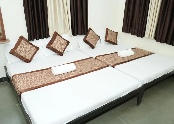 Hotel Laxminarayan Niwas