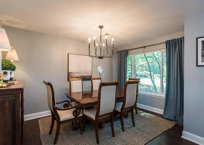 Waterfront Chapel Hill Retreat Near Unc, Sleeps 10