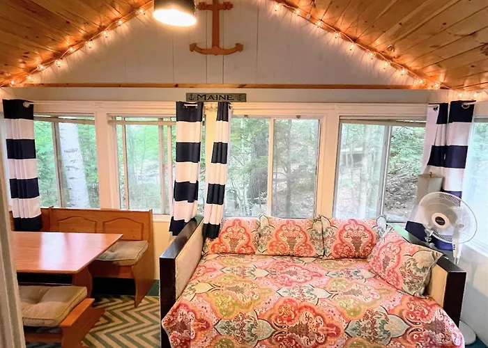 Holiday Cove - Limit 8 Villa