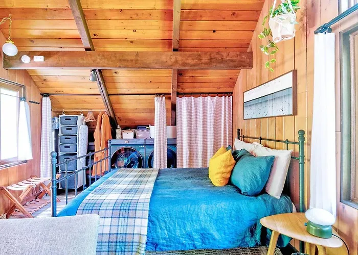 Olympic A-Frame - Sauna + Hot Tub, Lake Access