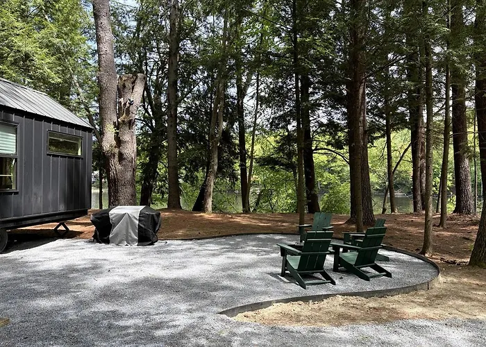 Chestnut Nordic Tiny Cabin Waterview
