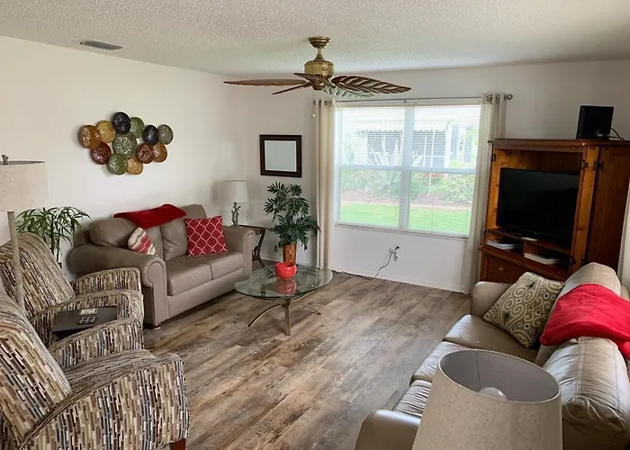 Patio Villa W Golf Cart Close To Lake Sumter Landing
