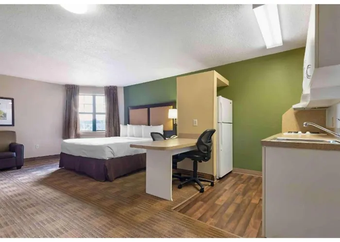 Motel 6 Suites Rochester Henrietta, Ny