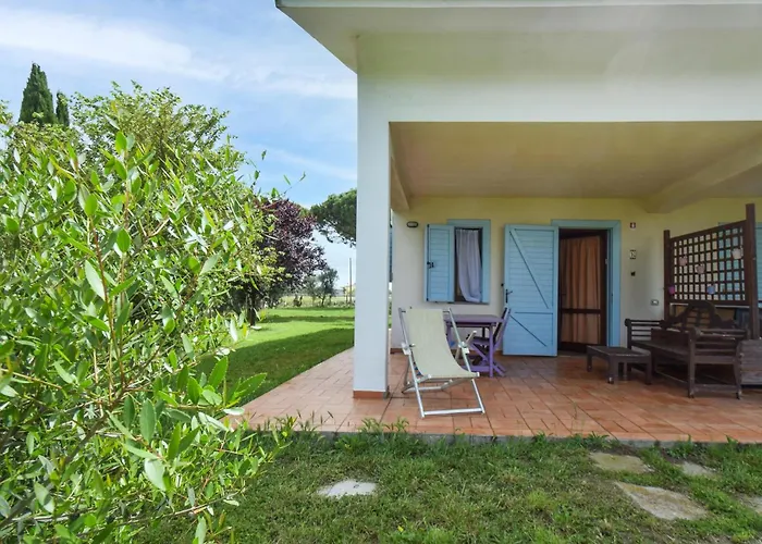Stunning Home In Pescia Romana