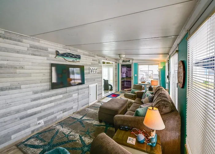 Pool + Bay Access! Home 13 Mi To Ocean City Beach