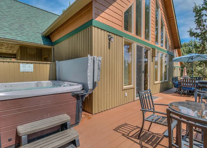 The Nest - Golf - Hot Tub & Resort Amenities