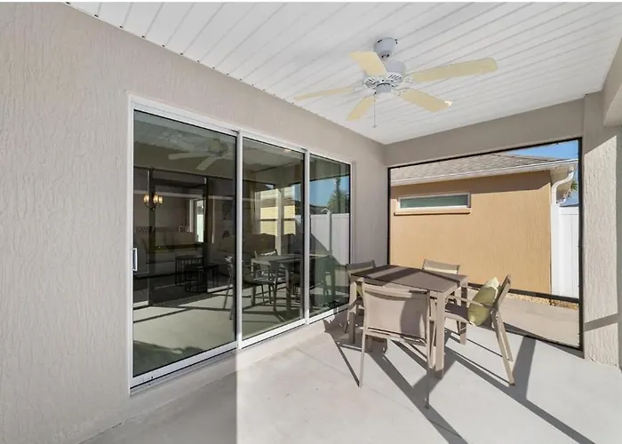 Walk To Brownwood, Spacious 3Br, Golfcart, Bbq