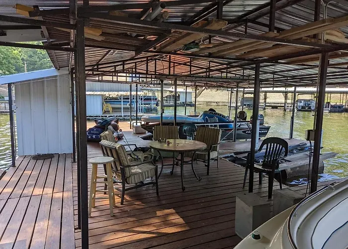 Waterfront Lake House With Private Dock On Calm Cove
