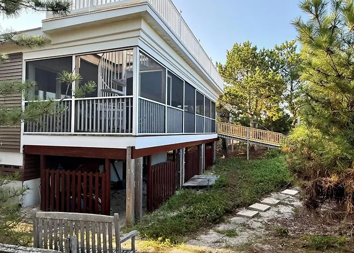 Salty Paws Beach Cottage