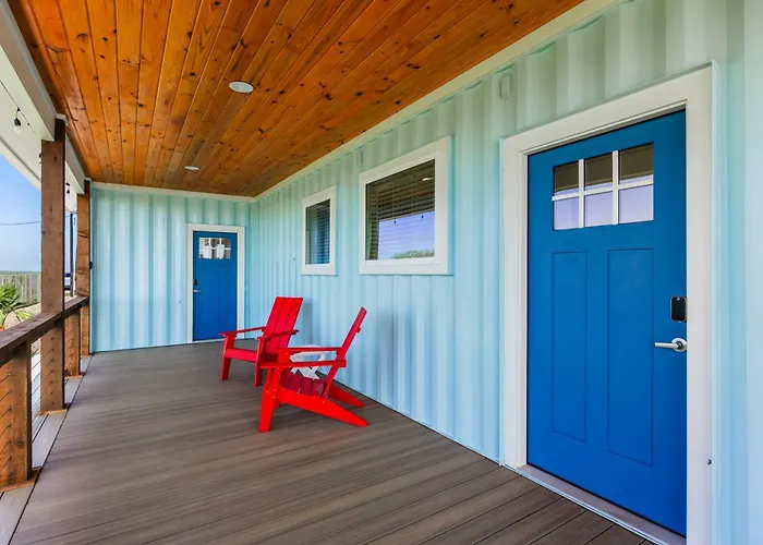 Castaways Retreat And Private Pier