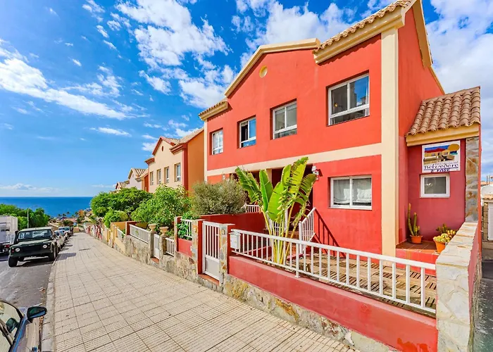 Belvedere Sea View Townhouse - Private Terrace, Bbq & Pool